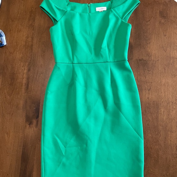 Calvin Klein Kelly Green Sheath Dress size 4 - Picture 1 of 3
